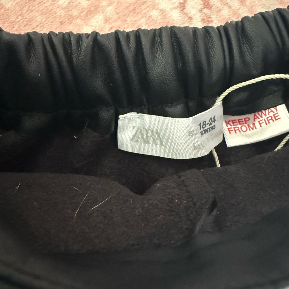 Zara Black Pleated Skorts - Picture 3 of 3